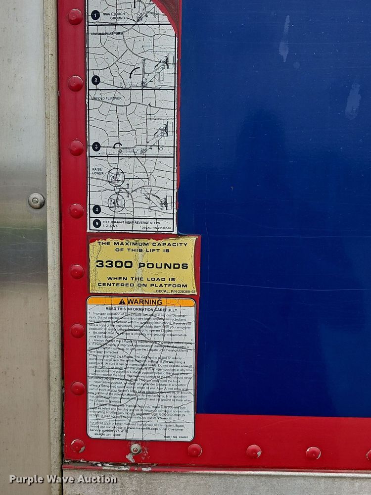 image for item EJ5405 2007 GMC C7500 box truck