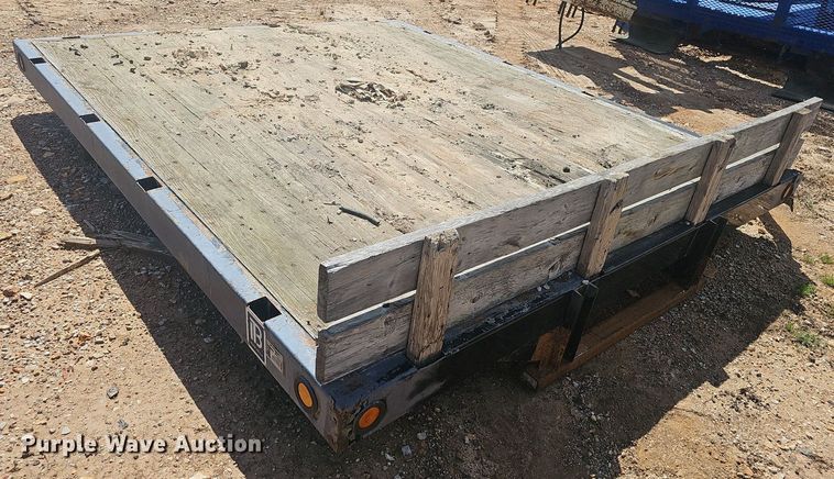 image for item EJ5409 Intercontinental  flatbed