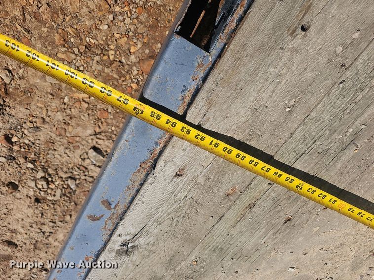 image for item EJ5409 Intercontinental  flatbed