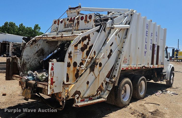 image for item EJ5413 2005 Freightliner  Business Class M2 refuse truck