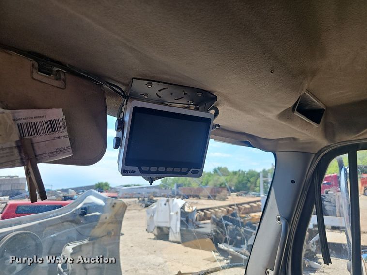 image for item EJ5413 2005 Freightliner  Business Class M2 refuse truck