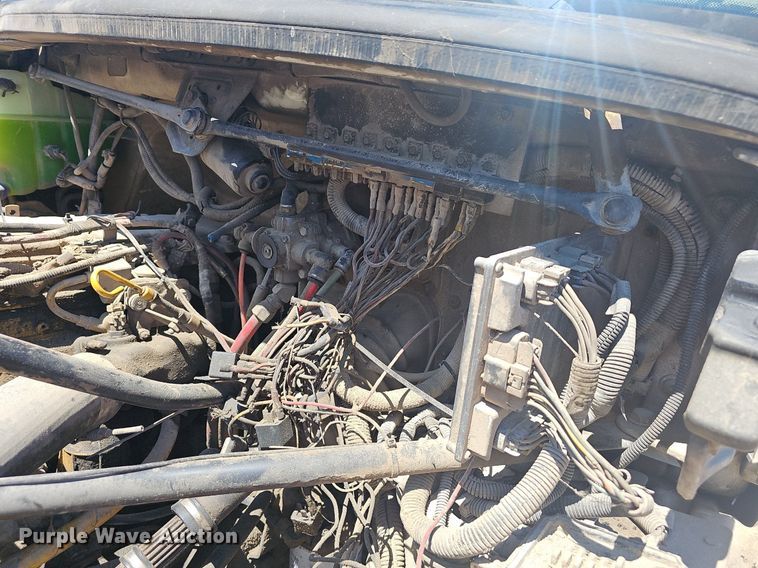 image for item EJ5413 2005 Freightliner  Business Class M2 refuse truck