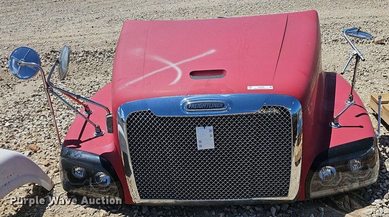 image for item EJ5420 2010 Freightliner  Century Class truck hood