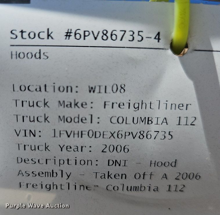 image for item EJ5427 2006 Freightliner  Columbia 112 truck hood