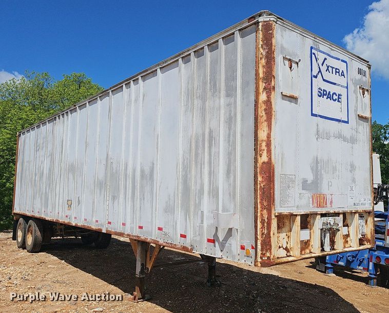 image for item EJ5430 1974 Fruehauf dry van trailer