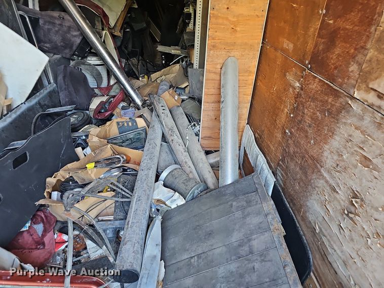 image for item EJ5430 1974 Fruehauf dry van trailer