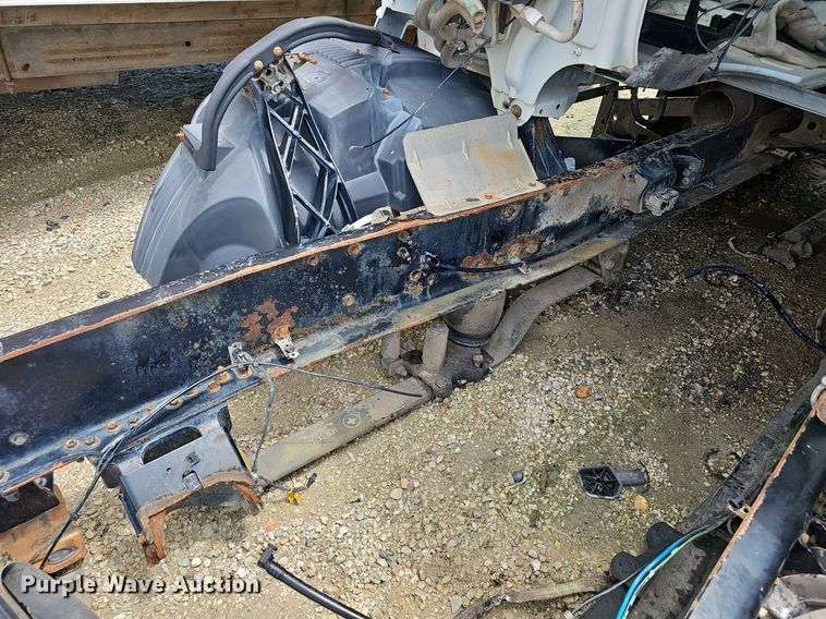 image for item EJ5471 2007 Volvo  VNL truck cab and chassis