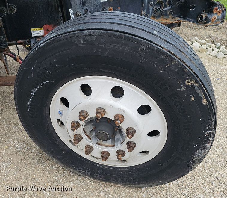 image for item EJ5474 2015 Freightliner Cascadia 125 semi truck