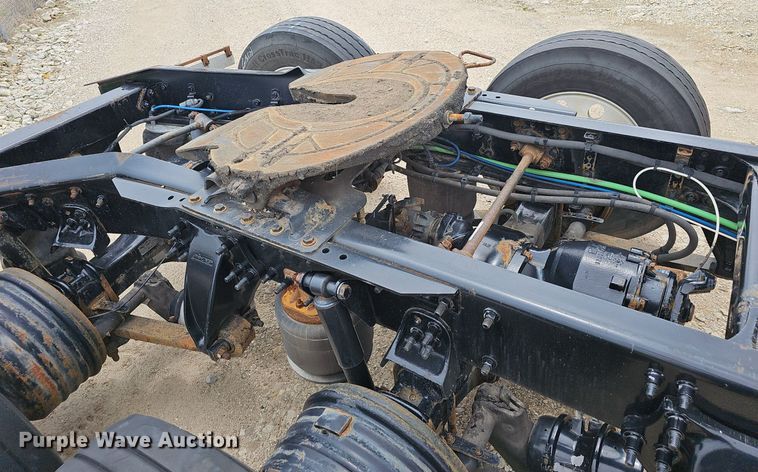 image for item EJ5478 2016 Freightliner Cascadia 125 semi truck