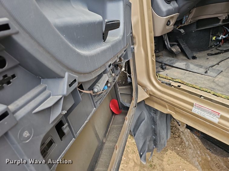 image for item EJ5478 2016 Freightliner Cascadia 125 semi truck