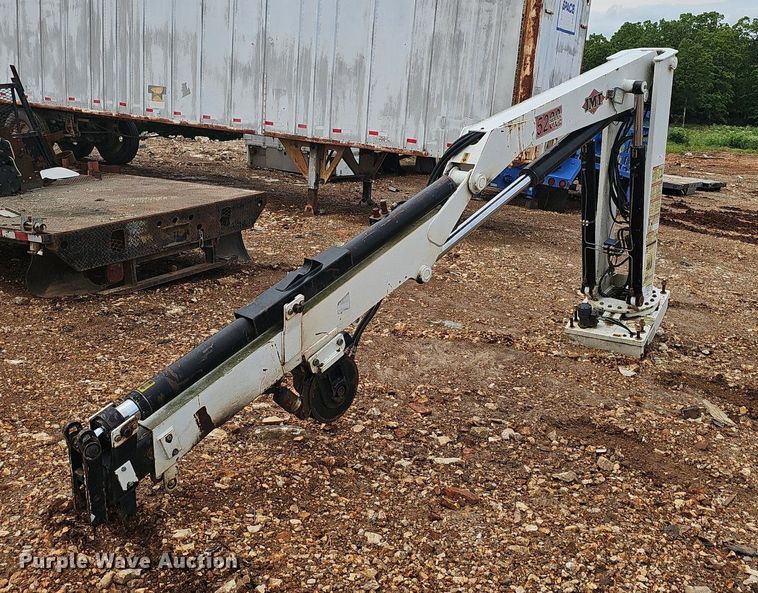 image for item EJ5481 IMT 5200 crane