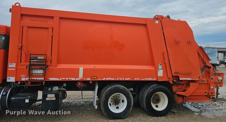 image for item EJ5483 Heil DuraPack 5000 refuse bed