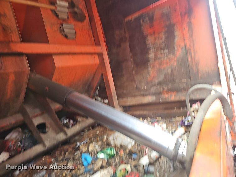 image for item EJ5483 Heil DuraPack 5000 refuse bed