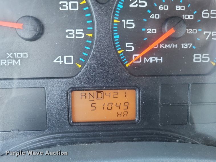 image for item EJ7906 2006 International 4300 box truck