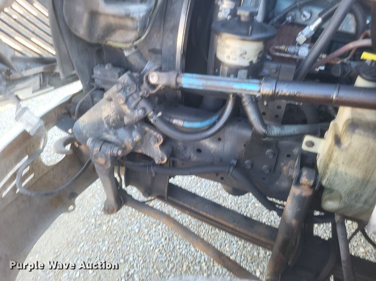 image for item EJ7906 2006 International 4300 box truck