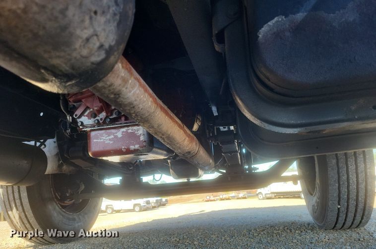 image for item EJ7906 2006 International 4300 box truck