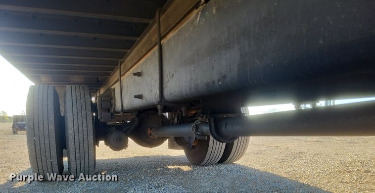 image for item EJ7906 2006 International 4300 box truck