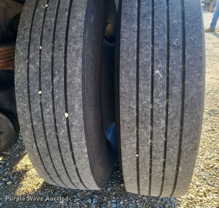 image for item EJ7906 2006 International 4300 box truck