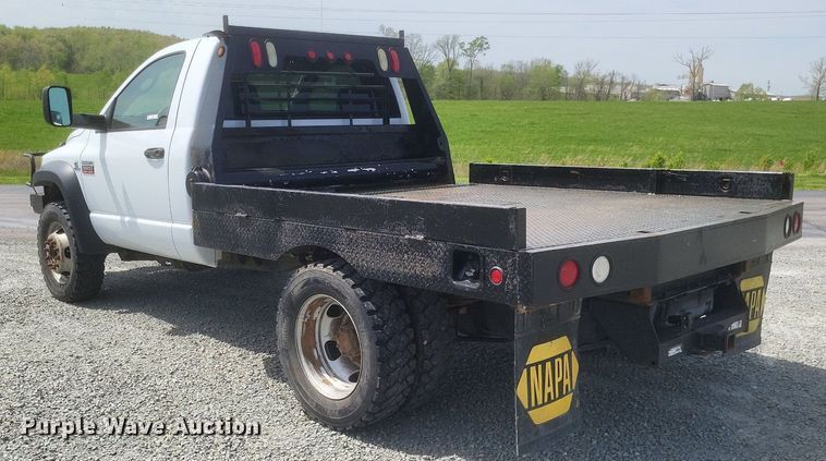 image for item EJ7922 2010 Dodge Ram 5500HD flatbed truck