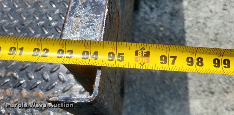 image for item EJ7922 2010 Dodge Ram 5500HD flatbed truck