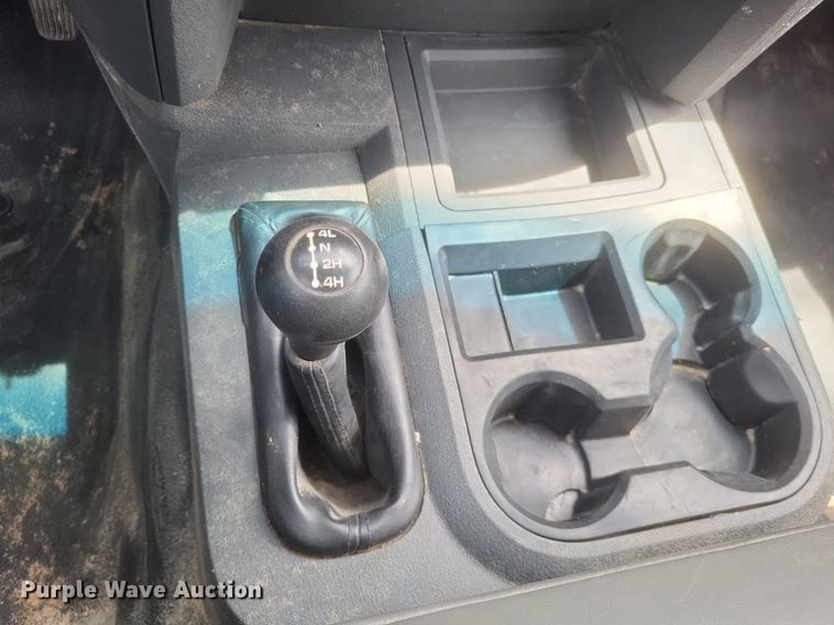 image for item EJ7922 2010 Dodge Ram 5500HD flatbed truck