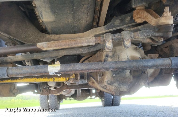 image for item EJ7922 2010 Dodge Ram 5500HD flatbed truck