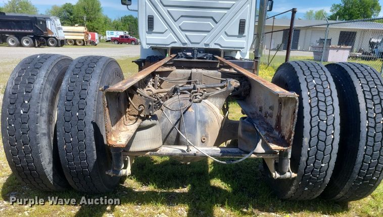 image for item EJ7952 2010 International  4400 truck cab and chassis