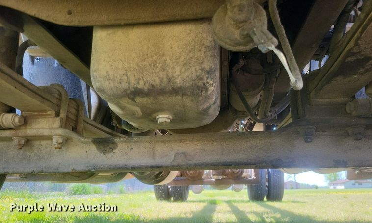 image for item EJ7952 2010 International  4400 truck cab and chassis