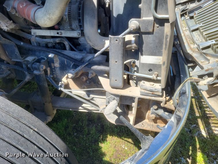 image for item EJ7952 2010 International  4400 truck cab and chassis