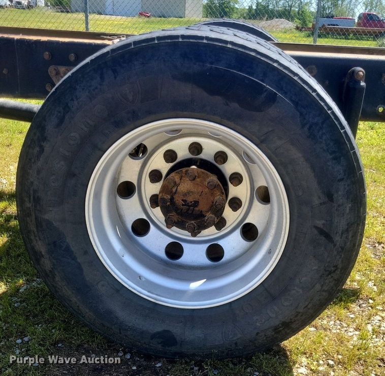 image for item EJ7952 2010 International  4400 truck cab and chassis