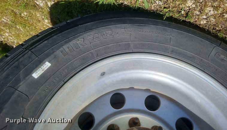 image for item EJ7952 2010 International  4400 truck cab and chassis