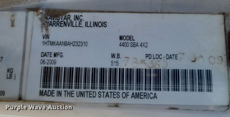 image for item EJ7952 2010 International  4400 truck cab and chassis