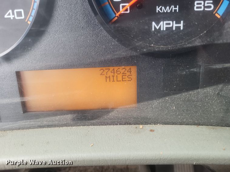 image for item EJ7952 2010 International  4400 truck cab and chassis