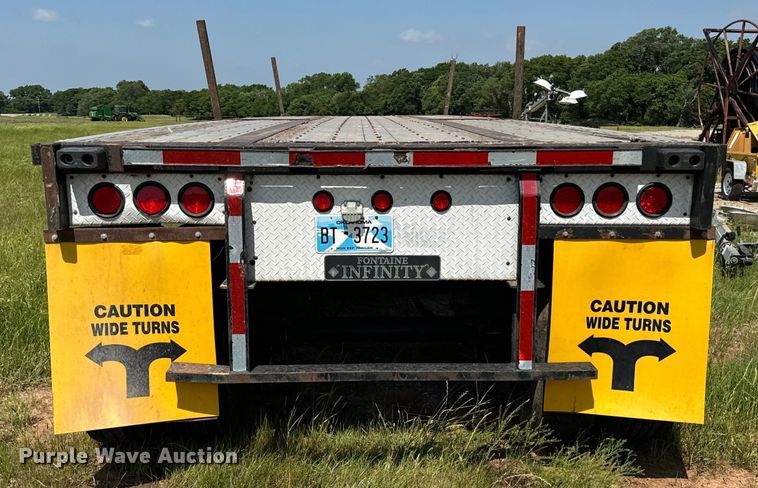 image for item IE9016 2001 Fontaine IFTW-6-8048WSAWK flatbed trailer