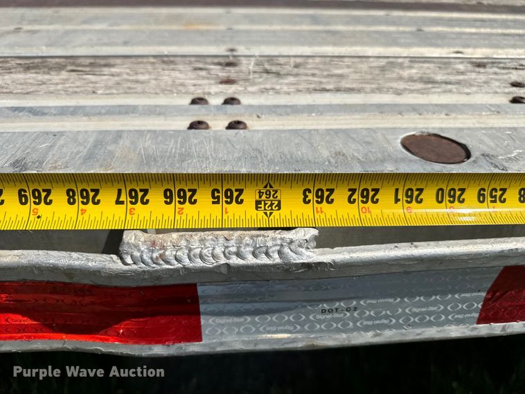 image for item IE9016 2001 Fontaine IFTW-6-8048WSAWK flatbed trailer