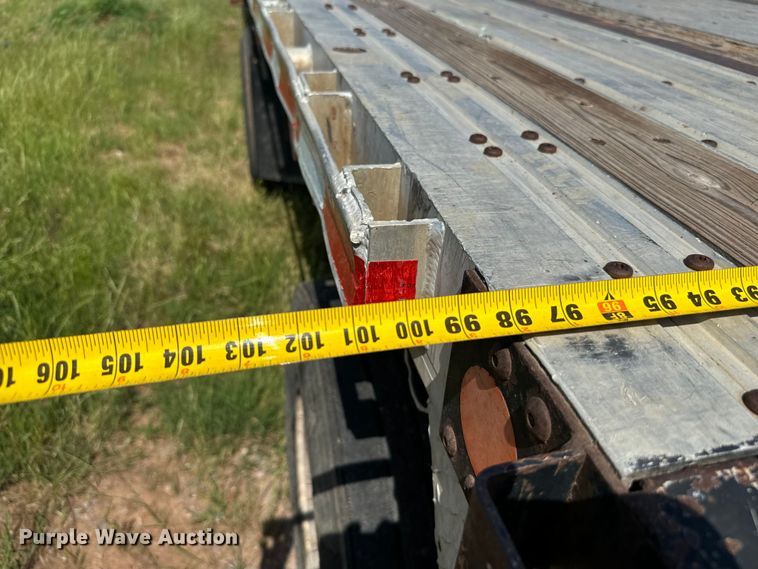 image for item IE9016 2001 Fontaine IFTW-6-8048WSAWK flatbed trailer