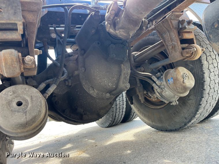 image for item LD9416 1998 Peterbilt 378 semi truck