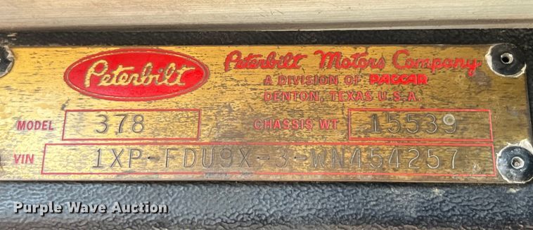 image for item LD9416 1998 Peterbilt 378 semi truck