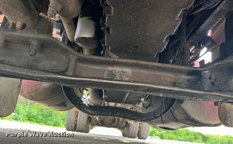 image for item LD9537 2004 Peterbilt 378 semi truck