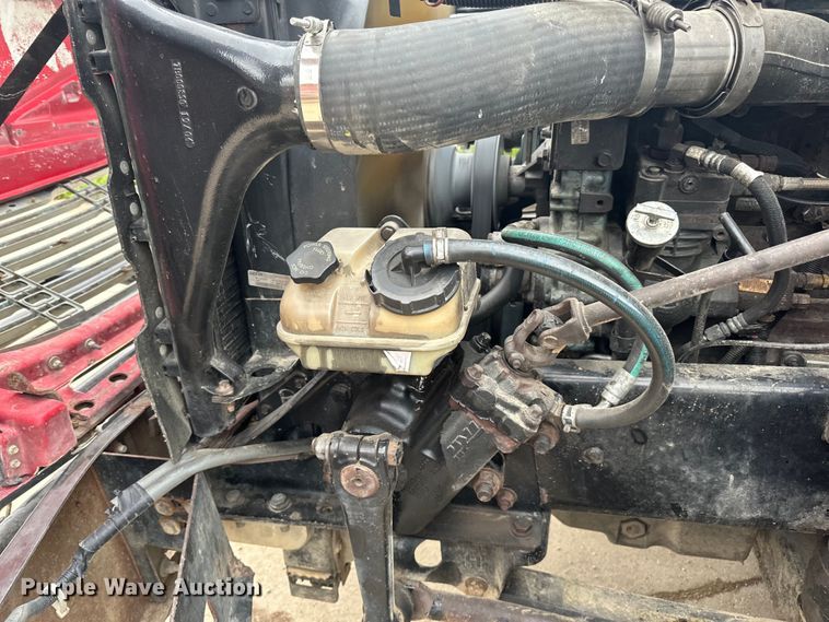 image for item LR9339 2007 Freightliner Columbia  semi truck