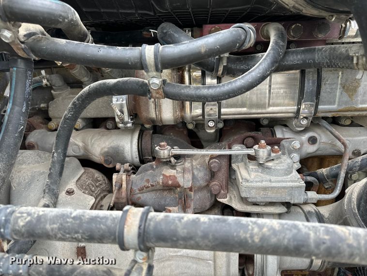 image for item LR9341 2011 Freightliner  Coronado semi truck