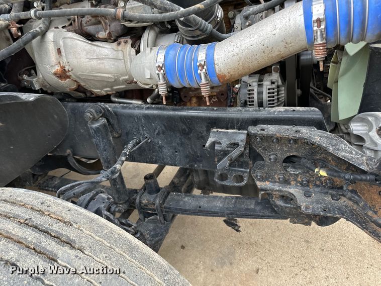 image for item LR9341 2011 Freightliner  Coronado semi truck
