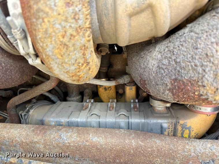 image for item LR9351 2009 Kenworth  T800W semi truck