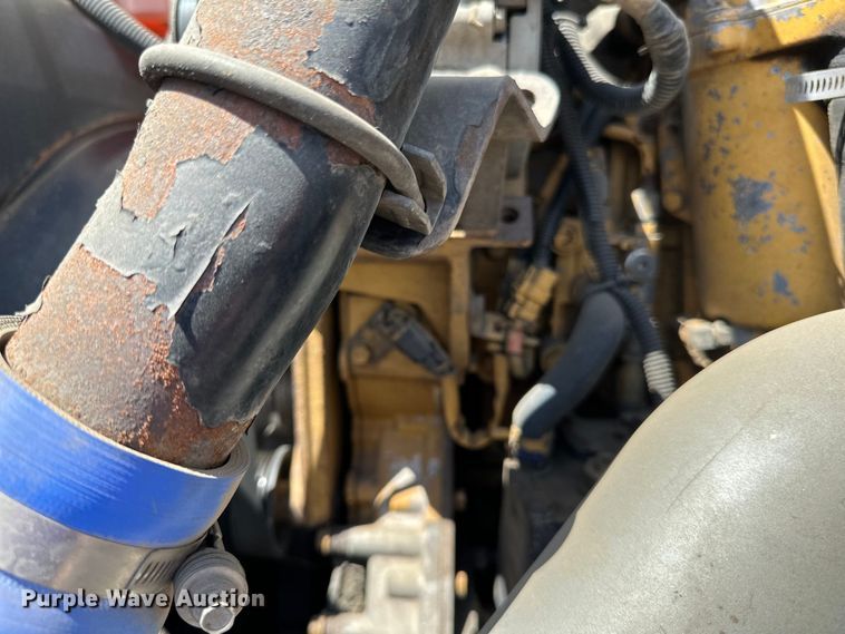 image for item LR9351 2009 Kenworth  T800W semi truck