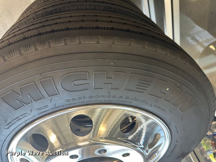 image for item LR9359 (6) Michelin 255/80R22.5 tires and wheels 