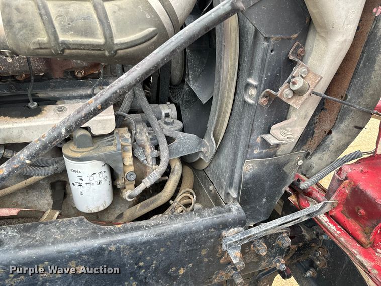 image for item ND9349 2005 Mack CV713 roll-off container truck