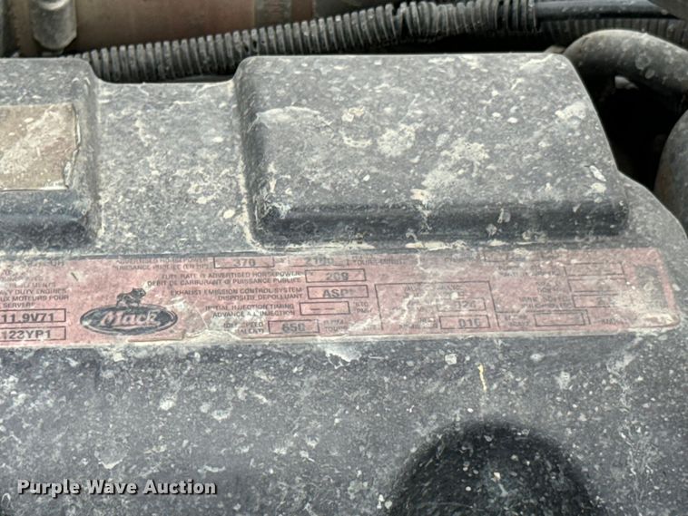 image for item ND9349 2005 Mack CV713 roll-off container truck