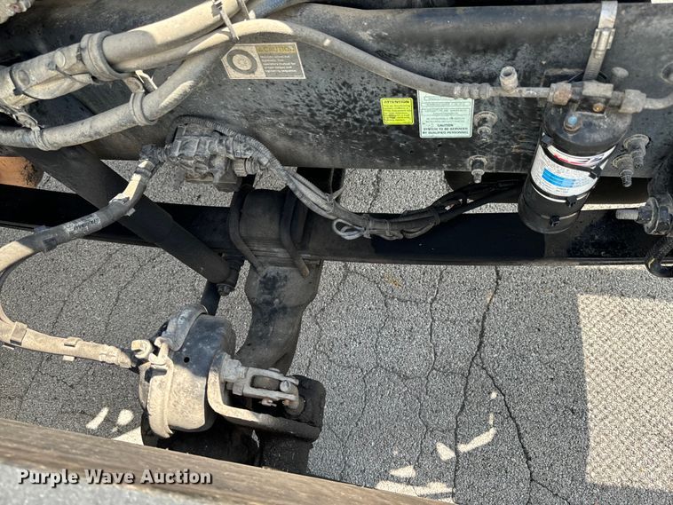 image for item ND9357 2010 Kenworth T370 semi truck