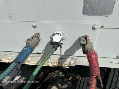 image for item ND9360 2000 Hackney & Sons delivery trailer