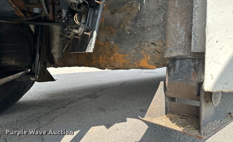 image for item ND9360 2000 Hackney & Sons delivery trailer